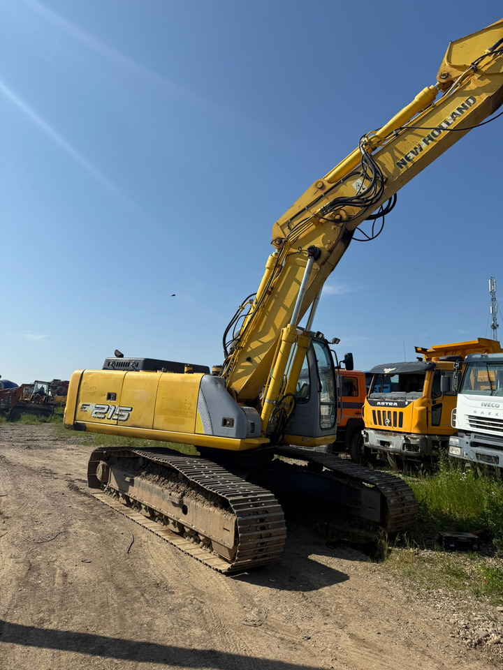 NEW HOLLAND E 215 EXCAVATOR - Kāpurķēžu ekskavators: foto 4 NEW HOLLAND E 215 EXCAVATOR - Kāpurķēžu ekskavators: foto 4