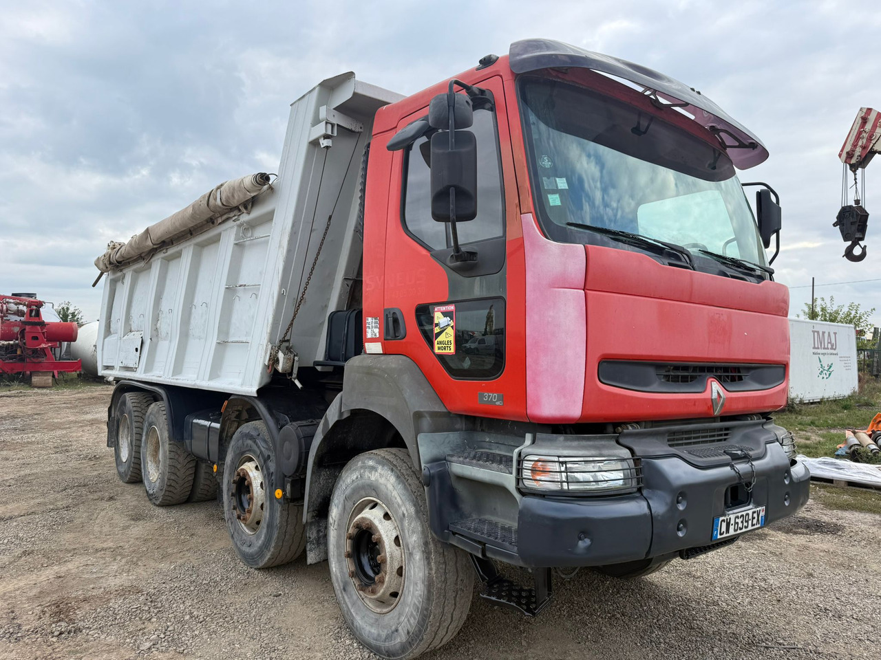 RENAULT KERAX TIPPER - Kravas automašīna pašizgāzējs: foto 1 RENAULT KERAX TIPPER - Kravas automašīna pašizgāzējs: foto 1
