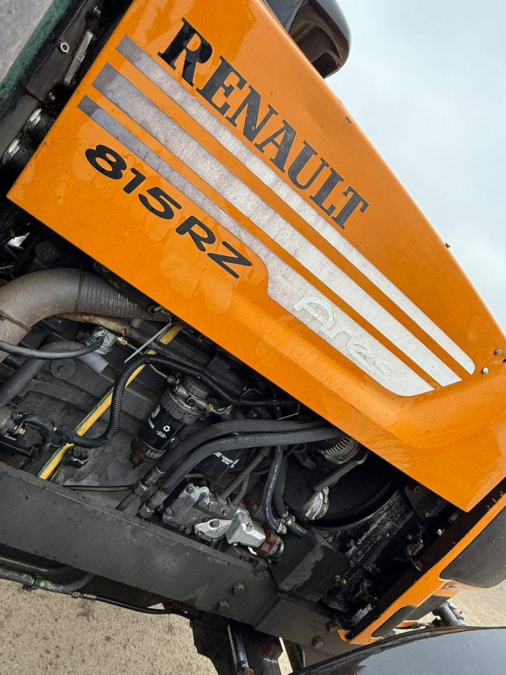 Renault RZ150 - Traktors: foto 4 Renault RZ150 - Traktors: foto 4