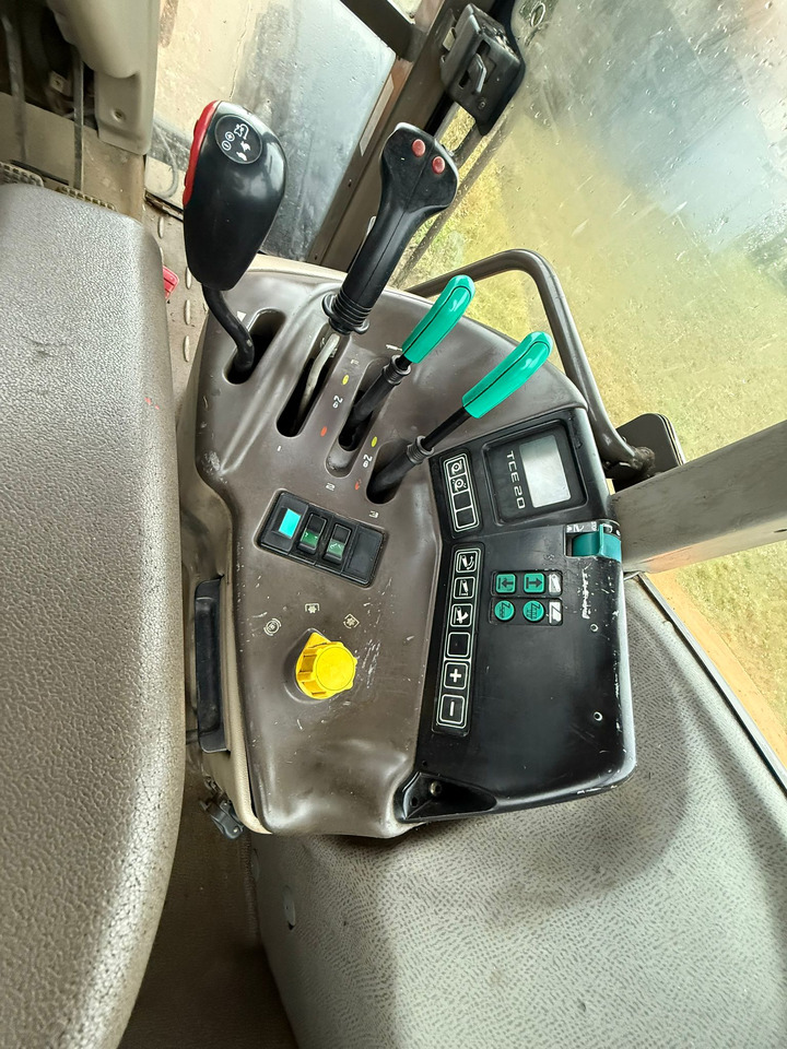 Renault RZ150 - Traktors: foto 5 Renault RZ150 - Traktors: foto 5