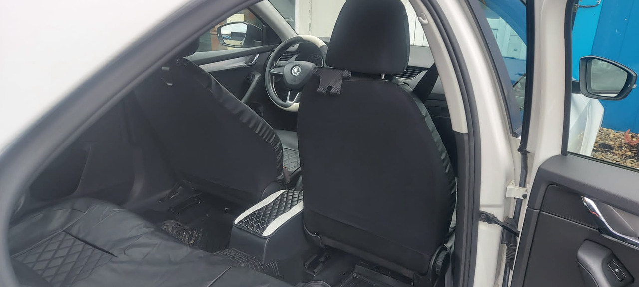 Sedans SKODA OCTAVIA: foto 9