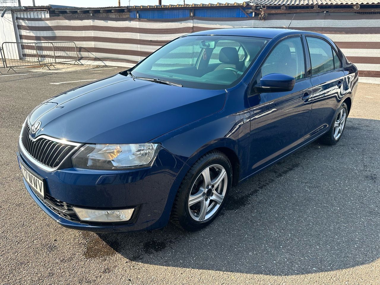 SKODA RAPID - Sedans: foto 1 SKODA RAPID - Sedans: foto 1