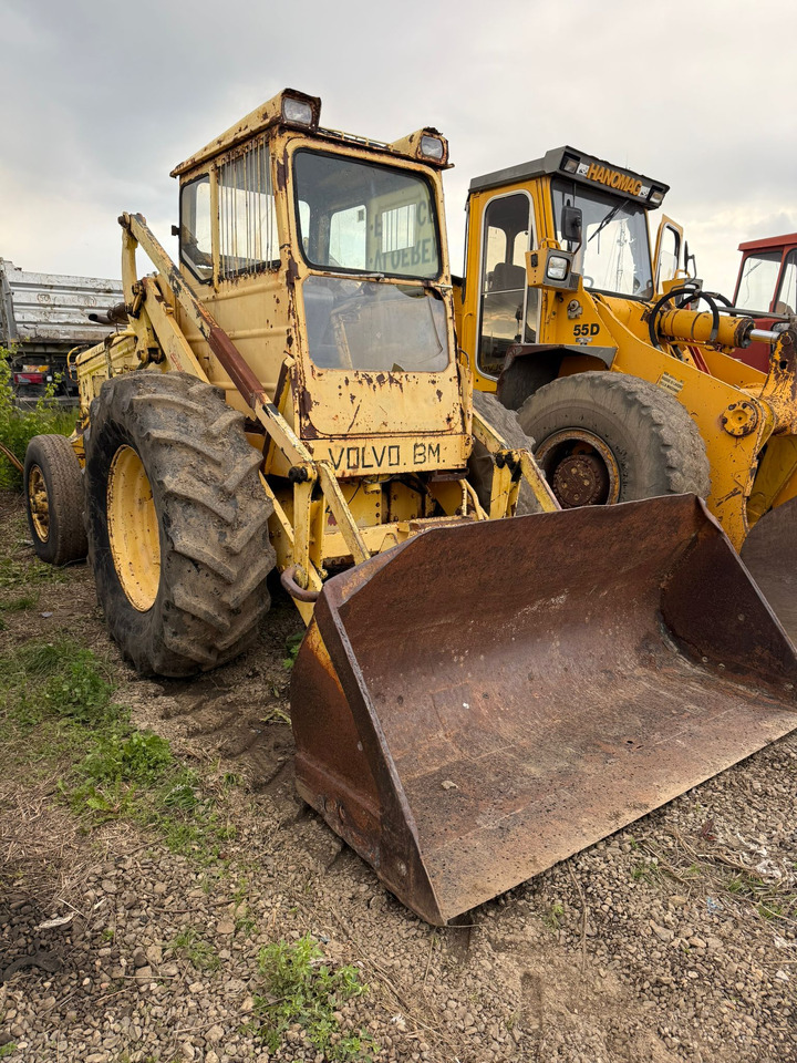 VOLVO BM FRONT LOADER - Riteņu iekrāvējs: foto 1 VOLVO BM FRONT LOADER - Riteņu iekrāvējs: foto 1