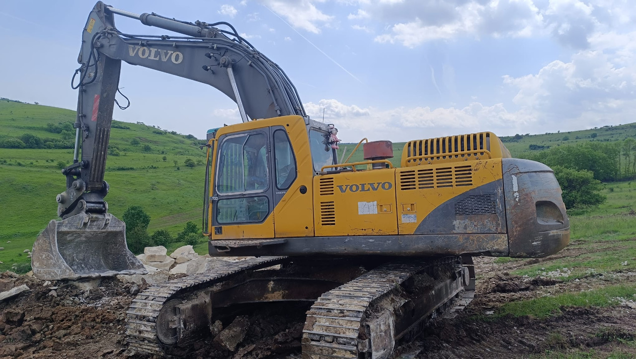 VOLVO EC 360 EXCAVATOR - Kāpurķēžu ekskavators: foto 1 VOLVO EC 360 EXCAVATOR - Kāpurķēžu ekskavators: foto 1