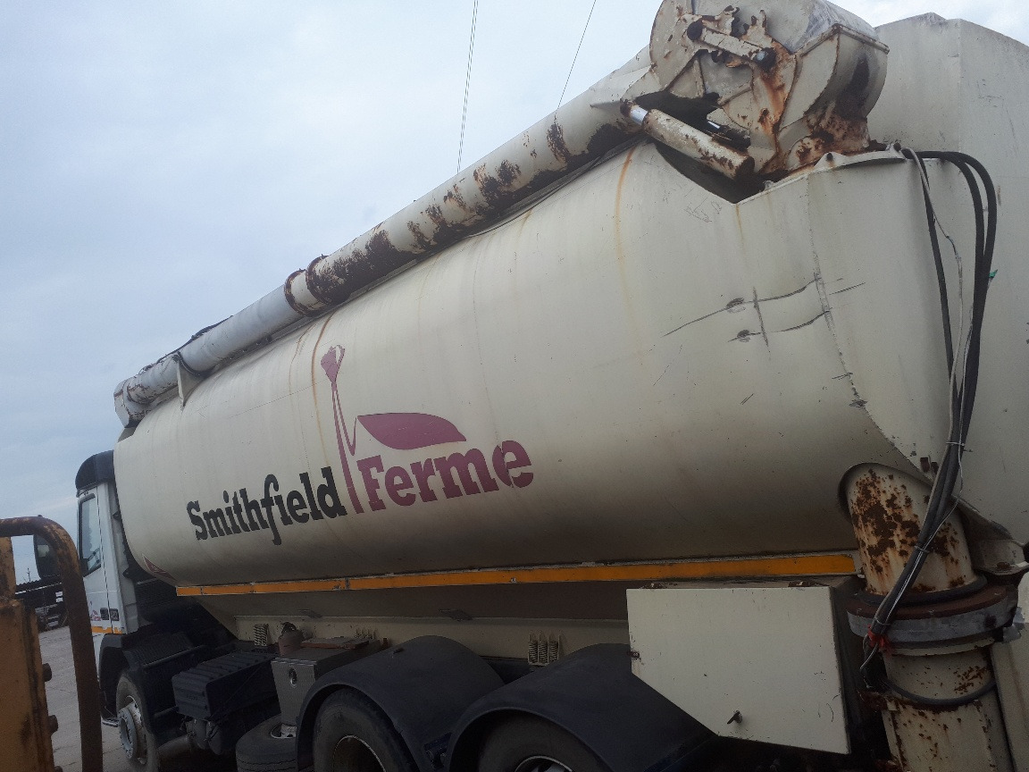 VOLVO FM12 Animal Feed Tank Truck - Autocisterna: foto 4 VOLVO FM12 Animal Feed Tank Truck - Autocisterna: foto 4