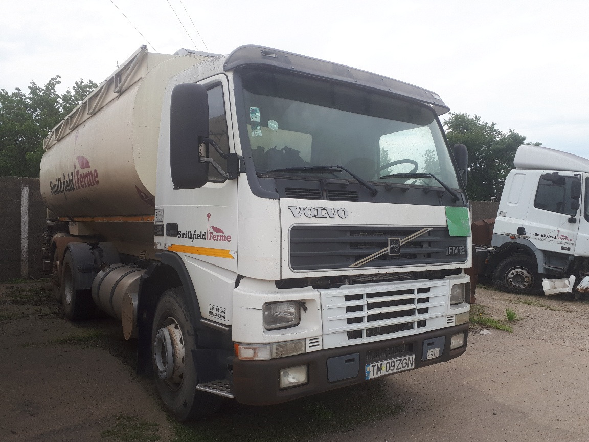 VOLVO FM12 Animal Feed Tank Truck - Autocisterna: foto 1 VOLVO FM12 Animal Feed Tank Truck - Autocisterna: foto 1
