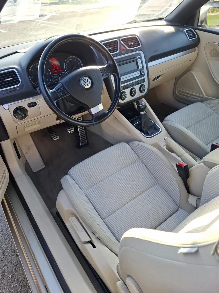 Volkswagen Eos Cabrio - Kabriolets: foto 5 Volkswagen Eos Cabrio - Kabriolets: foto 5