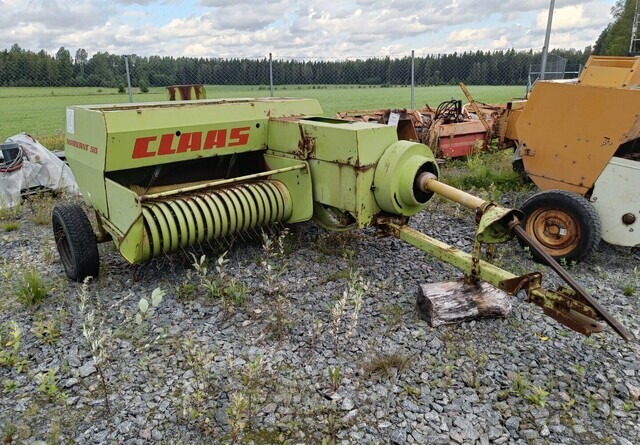 Claas Markant 50 paalain - Kīpu prese: foto 1 Claas Markant 50 paalain - Kīpu prese: foto 1