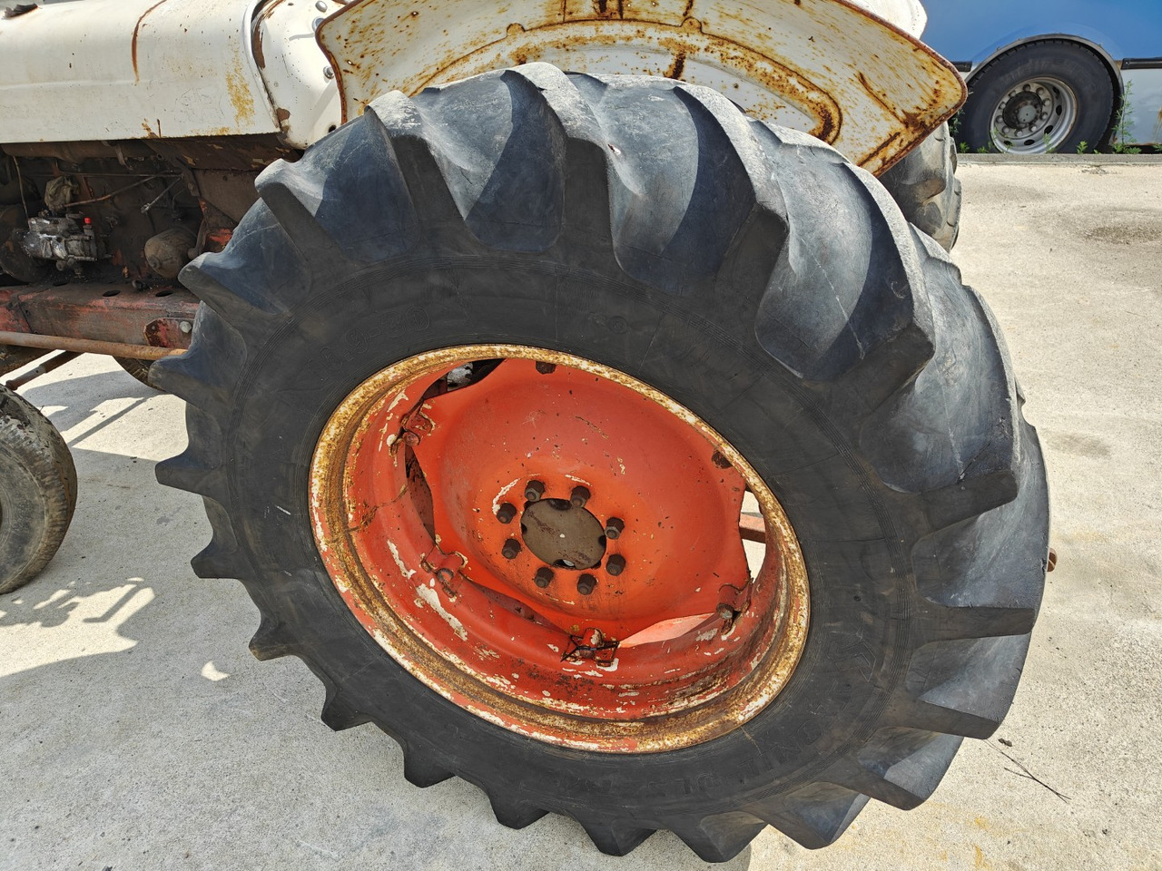 DAVID BROWN 990 Selectamatic - Traktors: foto 5 DAVID BROWN 990 Selectamatic - Traktors: foto 5