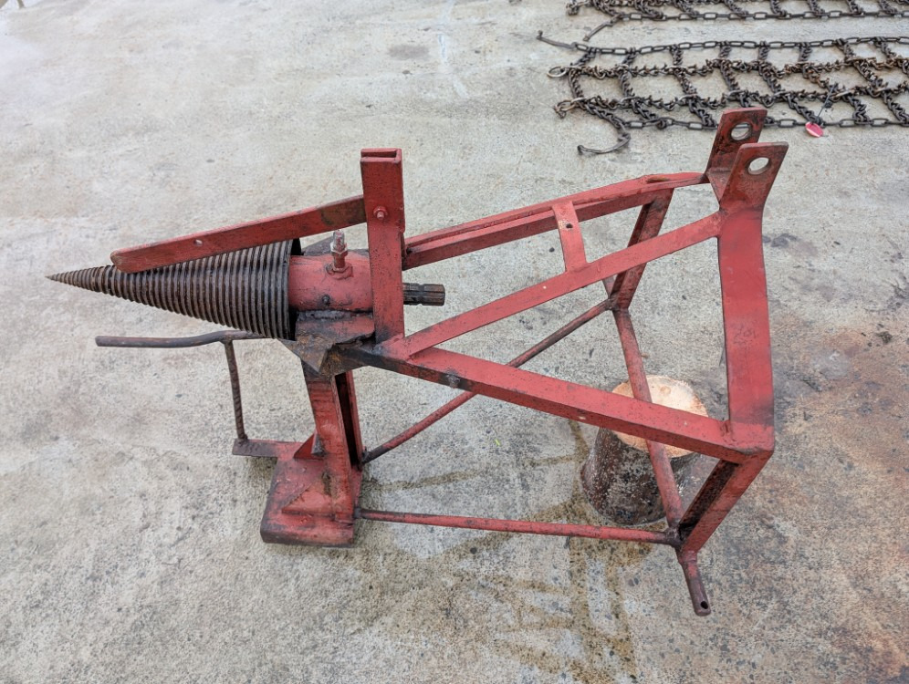 Halkaisukaira 175mm traktoriin - Malkas skaldītājs: foto 1 Halkaisukaira 175mm traktoriin - Malkas skaldītājs: foto 1