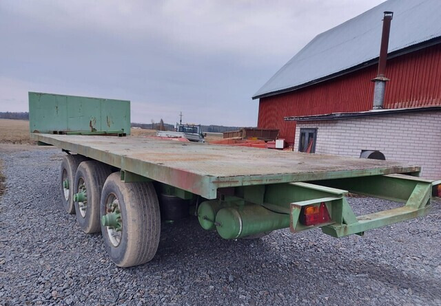 Jalkalavakärry 3-akselinen ilma-alustainen. - Bortu piekabe/ Platforma: foto 5 Jalkalavakärry 3-akselinen ilma-alustainen. - Bortu piekabe/ Platforma: foto 5
