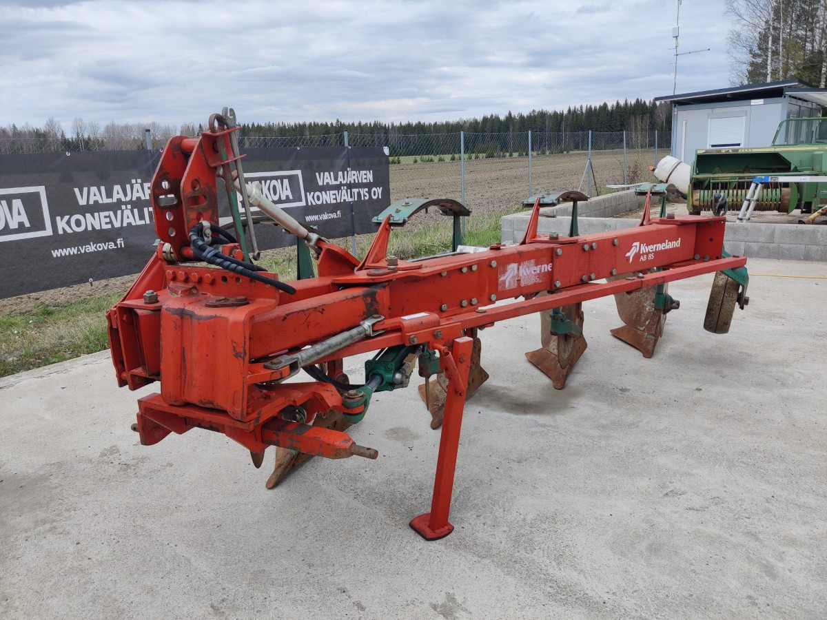 KVERNELAND AB85 4-siipinen sarka-aura - Arkls: foto 2 KVERNELAND AB85 4-siipinen sarka-aura - Arkls: foto 2