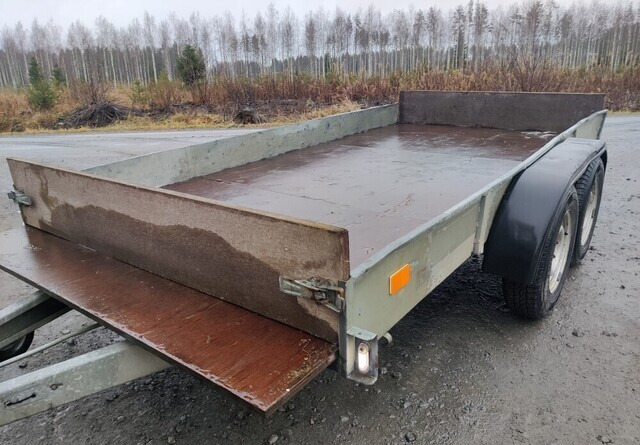 Kärppä Teliperäkärry jarrullinen - Bortu piekabe/ Platforma: foto 5 Kärppä Teliperäkärry jarrullinen - Bortu piekabe/ Platforma: foto 5