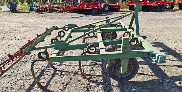 Kultivaattori 10-piikkinen - työleveys 240cm - Kultivators: foto 5 Kultivaattori 10-piikkinen - työleveys 240cm - Kultivators: foto 5