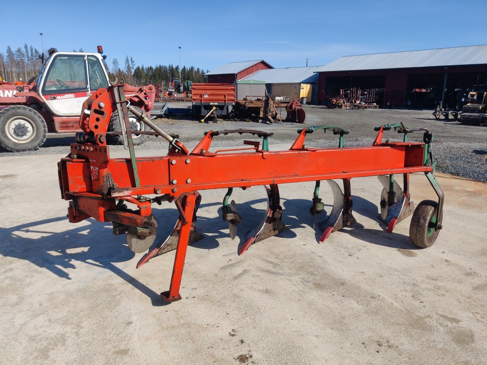 Kverneland AB8 sarka-aura 4-siipinen - Arkls: foto 1 Kverneland AB8 sarka-aura 4-siipinen - Arkls: foto 1