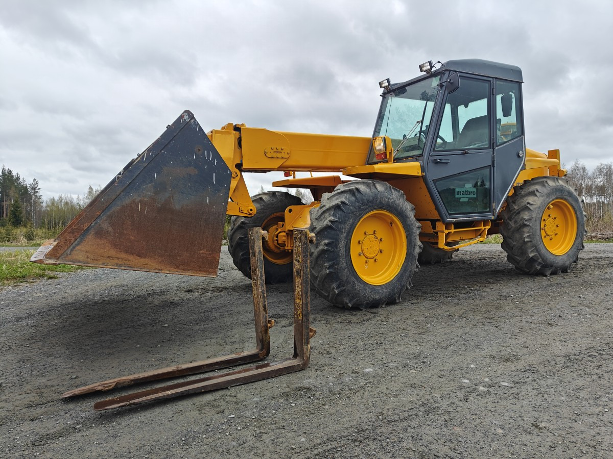 MATBRO 280 - Teleskopiskais iekrāvējs: foto 3 MATBRO 280 - Teleskopiskais iekrāvējs: foto 3