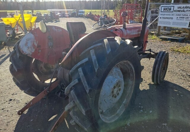 Massey Ferguson 35 - rekisterissä - KATSO VIDEO - Traktors: foto 5 Massey Ferguson 35 - rekisterissä - KATSO VIDEO - Traktors: foto 5