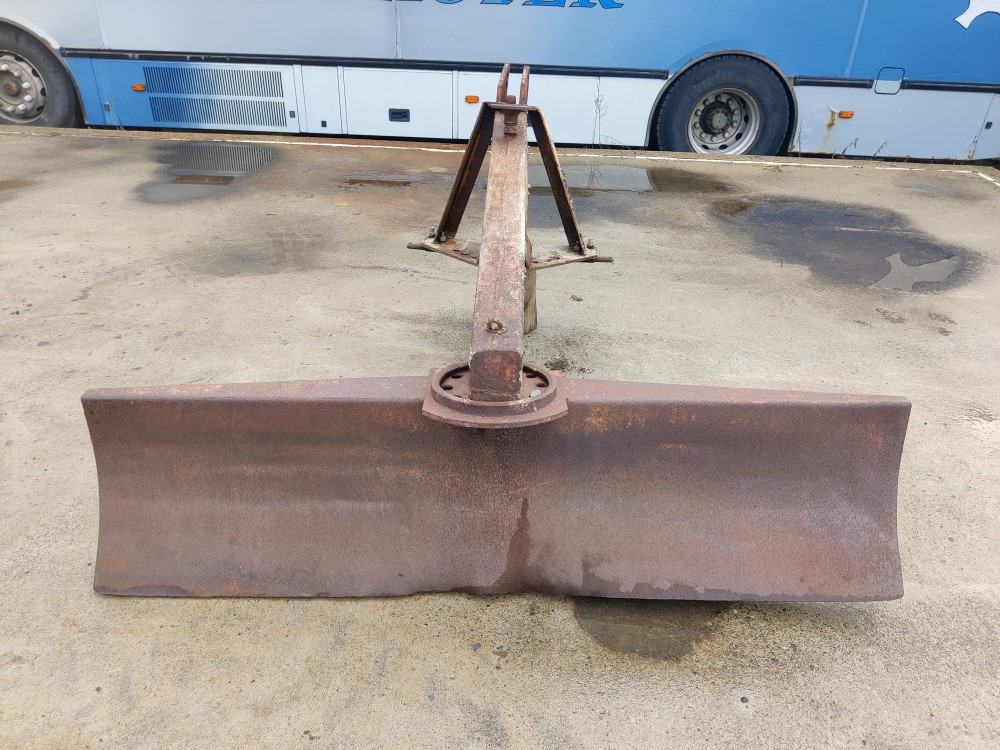 Augsnes apstrādes tehnika Perälevy Raju 180cm Pienempään traktoriin: foto 7