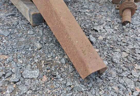 Perälevyn päälipalkki - Vērstuve - Lauksaimniecības tehnika: foto 4 Perälevyn päälipalkki - Vērstuve - Lauksaimniecības tehnika: foto 4