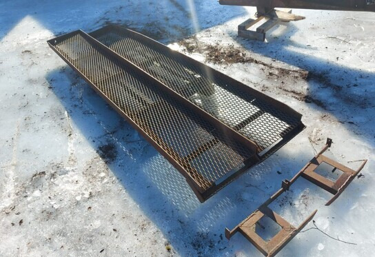 Rampit 2kpl - pituus 300cm - Iekraušanas rampa: foto 1 Rampit 2kpl - pituus 300cm - Iekraušanas rampa: foto 1