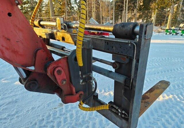 Trukkipiikit - hydraulinen sivusiirto ja levitys - VIDEO - Dakšas: foto 5 Trukkipiikit - hydraulinen sivusiirto ja levitys - VIDEO - Dakšas: foto 5