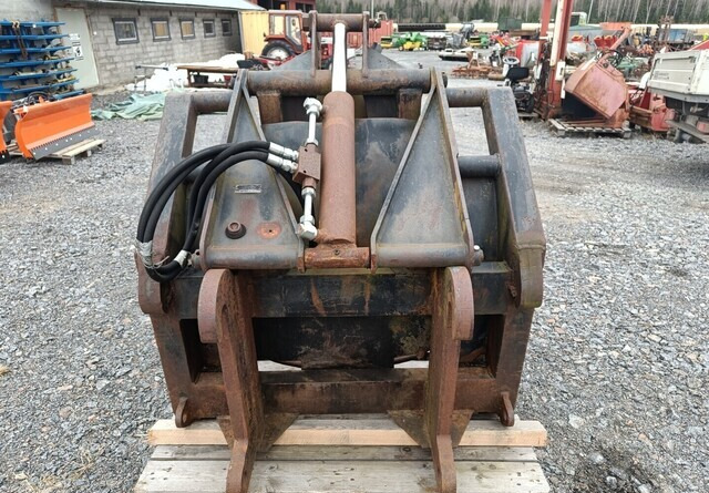 Tukkikoura järeä, CAT kurottajan sovitteella - Greiferi - Meža tehnika: foto 4 Tukkikoura järeä, CAT kurottajan sovitteella - Greiferi - Meža tehnika: foto 4