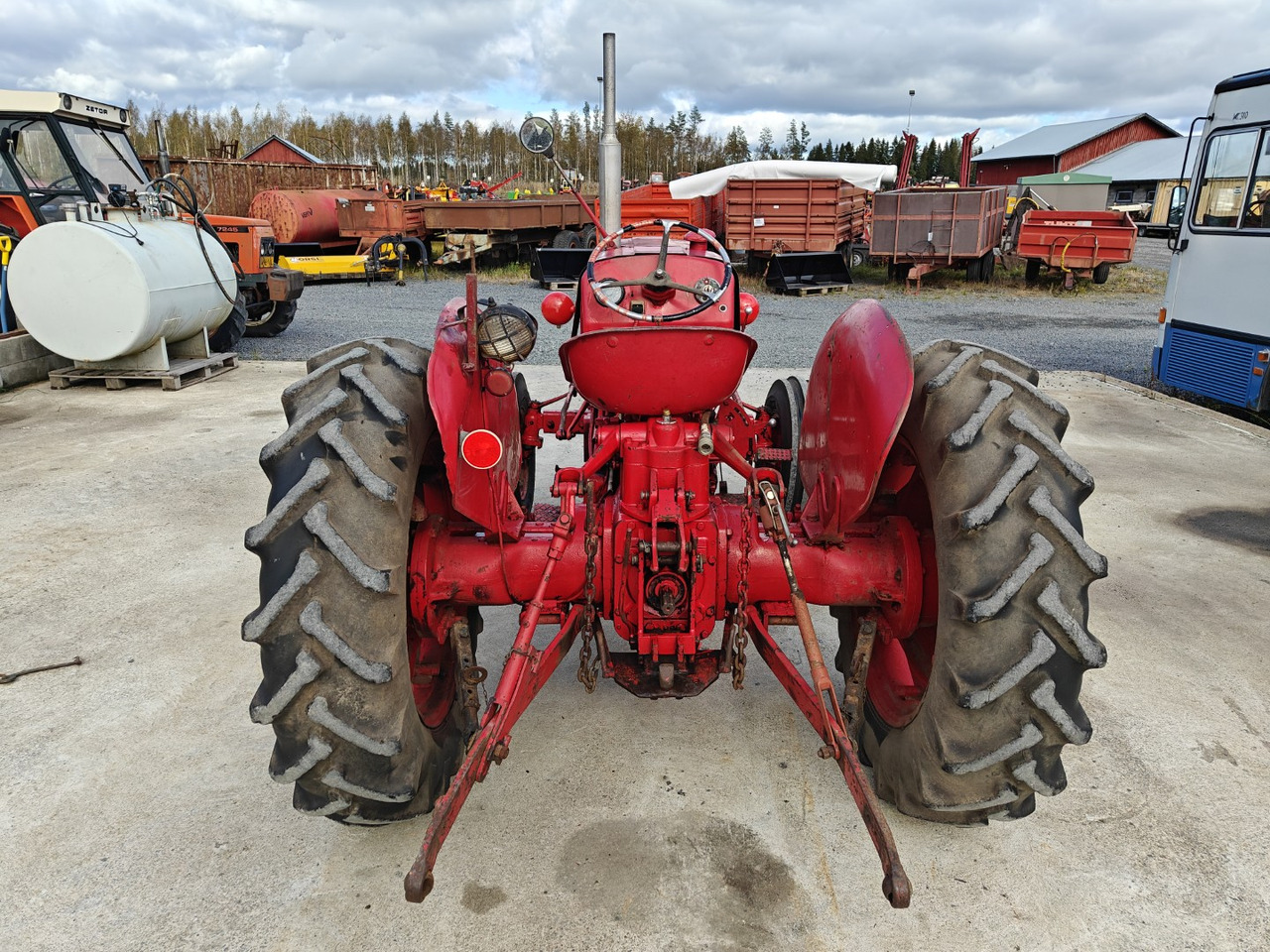 VALMET 361D - Traktors: foto 3 VALMET 361D - Traktors: foto 3