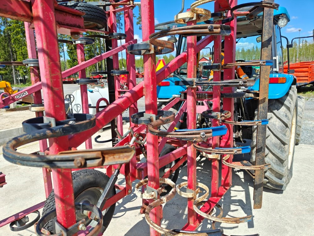 VM 450 cm, hydraulisesti taittuva, etulana ja jälkihara, katso video! - Atsperzaru ecēšas: foto 4 VM 450 cm, hydraulisesti taittuva, etulana ja jälkihara, katso video! - Atsperzaru ecēšas: foto 4