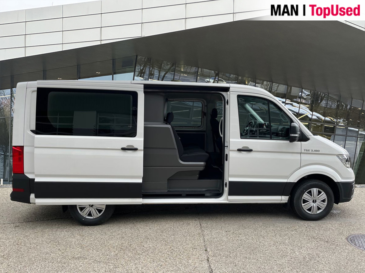 Jaunā Kravas mikroautobuss, Kravas-pasažieru furgons MAN TGE 3.180 4X2F SB: foto 11 Jaunā Kravas mikroautobuss, Kravas-pasažieru furgons MAN TGE 3.180 4X2F SB: foto 11