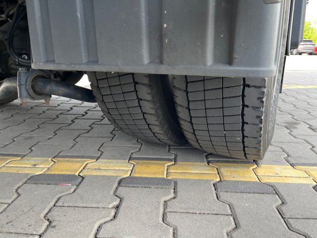 MAN TGL 12.250 4x2 BL CH - Kravas automašīna ar slēgto virsbūvi: foto 5 MAN TGL 12.250 4x2 BL CH - Kravas automašīna ar slēgto virsbūvi: foto 5