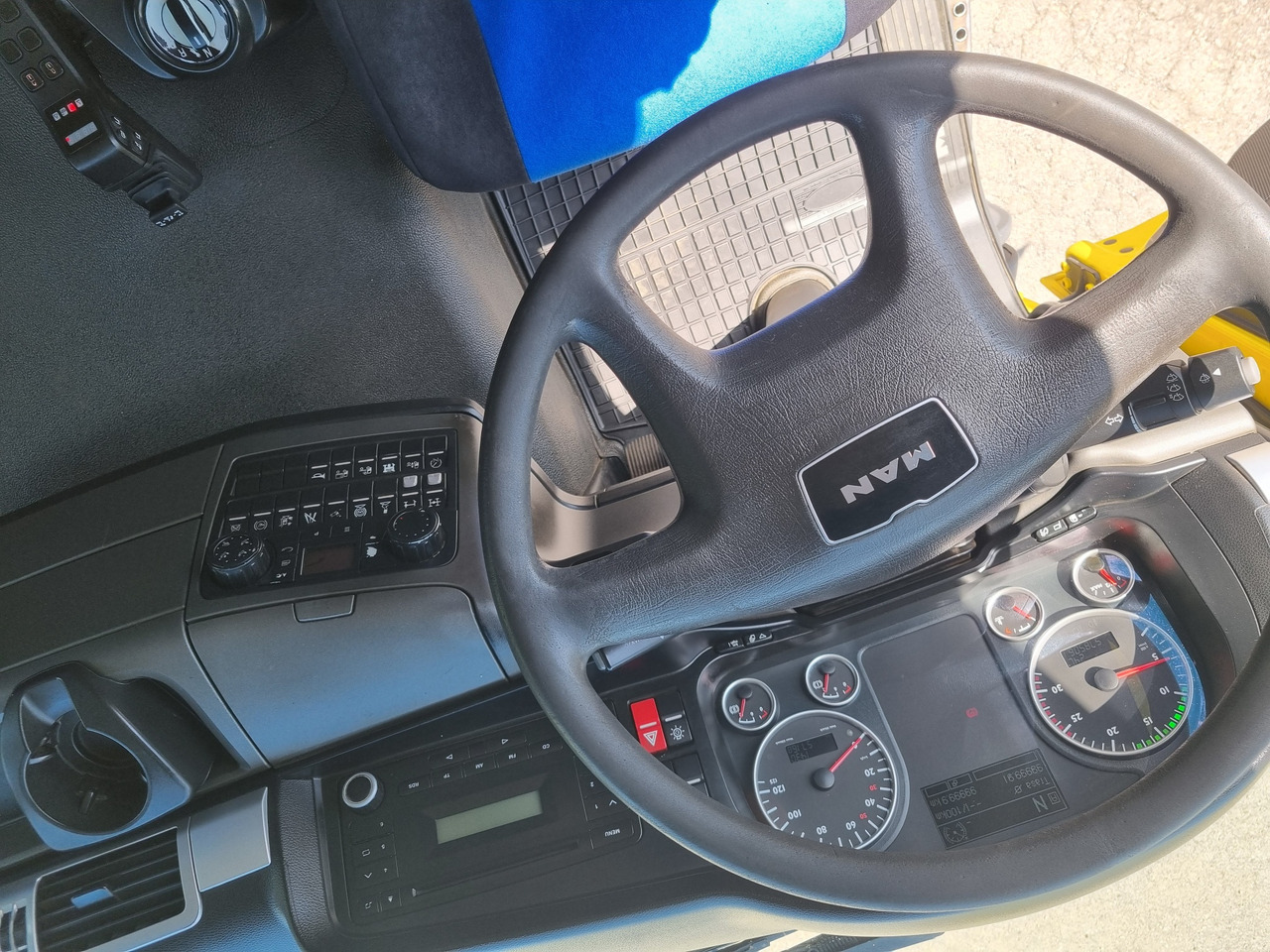 Pacēlājs ar āķi MAN TGS 33.480 6x4 ABROLLKIPPER HIAB Multilift 18 T: foto 8