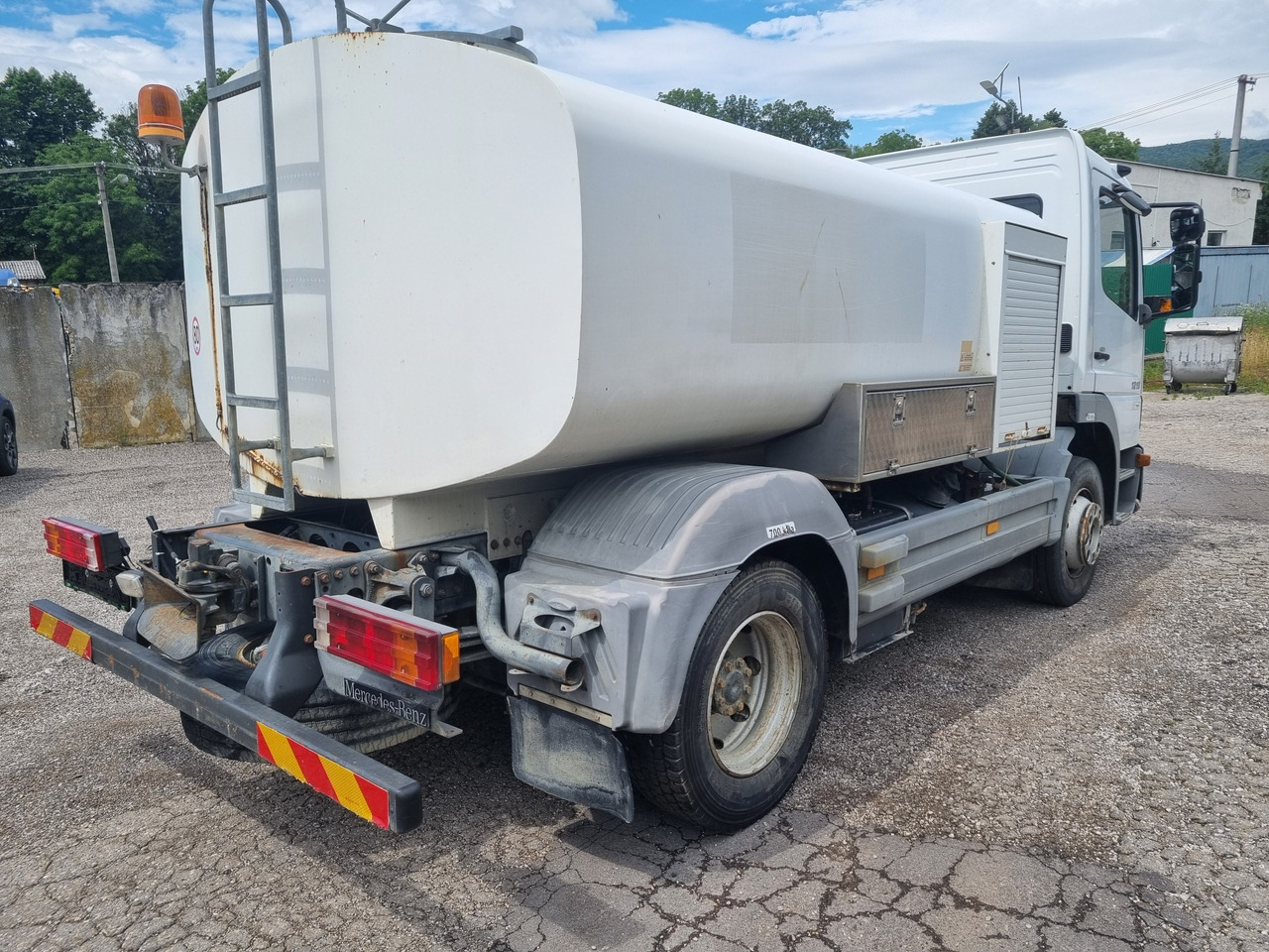 MERCEDES-BENZ ATEGO 1218 water cistern + pressure pump 20 BAR - Autocisterna: foto 4 MERCEDES-BENZ ATEGO 1218 water cistern + pressure pump 20 BAR - Autocisterna: foto 4