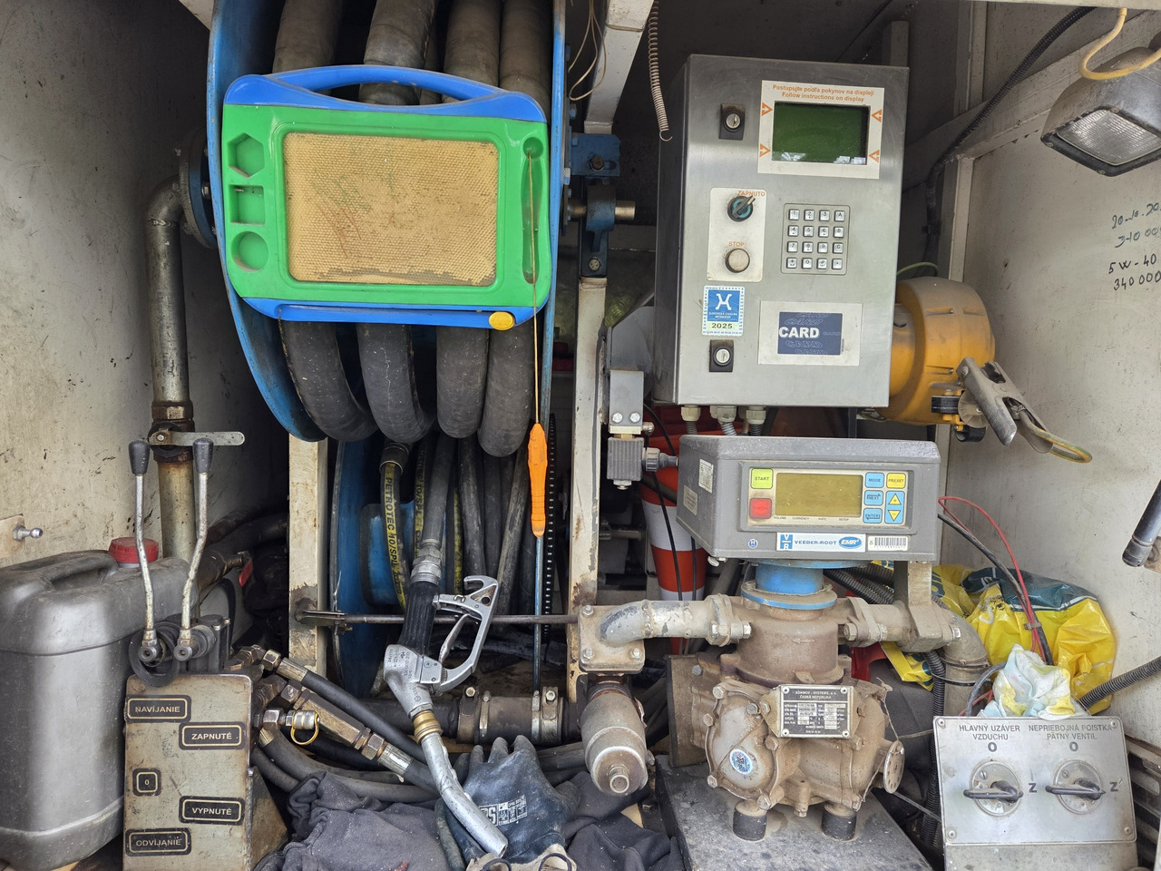 Autocisterna pārvadāšana degvielas RENAULT MIDLUM 180.10 diesel tanker + dispensing + print: foto 13 Autocisterna pārvadāšana degvielas RENAULT MIDLUM 180.10 diesel tanker + dispensing + print: foto 13