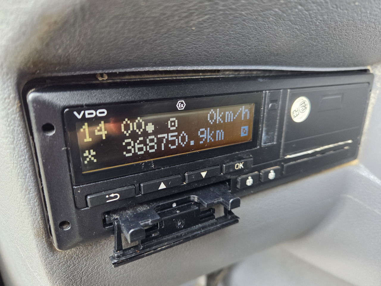 Autocisterna pārvadāšana degvielas RENAULT MIDLUM 180.10 diesel tanker + dispensing + print: foto 10 Autocisterna pārvadāšana degvielas RENAULT MIDLUM 180.10 diesel tanker + dispensing + print: foto 10