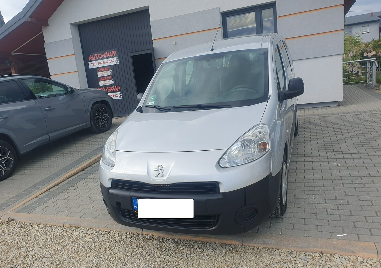 Citroen Berlingo II 5 lub 2 osobowy *long * zabudowa gruau* - Vieglā automašīna: foto 3 Citroen Berlingo II 5 lub 2 osobowy *long * zabudowa gruau* - Vieglā automašīna: foto 3