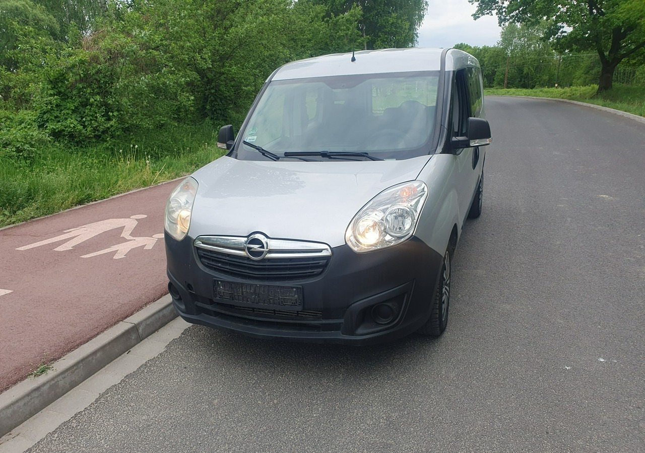 Opel Combo III wersja długa *long* - Vieglā automašīna: foto 2 Opel Combo III wersja długa *long* - Vieglā automašīna: foto 2