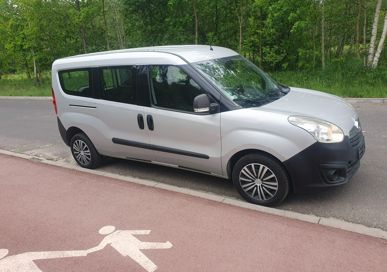 Opel Combo III wersja długa *long* - Vieglā automašīna: foto 4 Opel Combo III wersja długa *long* - Vieglā automašīna: foto 4