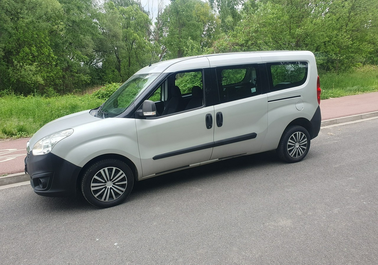 Vieglā automašīna Opel Combo III wersja długa *long*: foto 10
