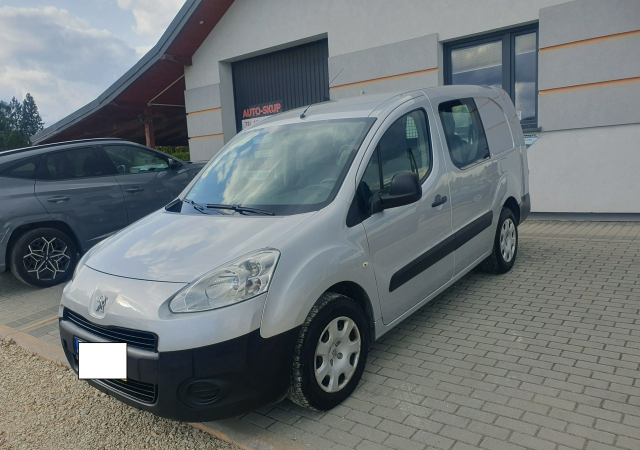 Peugeot Partner long *2 lub 5 osobowy *klima* gruau* - Kravas mikroautobuss: foto 2 Peugeot Partner long *2 lub 5 osobowy *klima* gruau* - Kravas mikroautobuss: foto 2