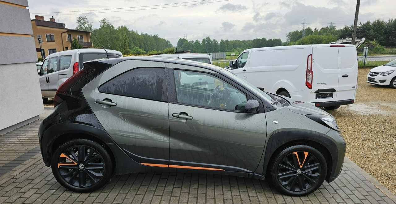 Toyota Aygo II Aygo X Aygo x cross limited automat 25tyś - Vieglā automašīna: foto 5 Toyota Aygo II Aygo X Aygo x cross limited automat 25tyś - Vieglā automašīna: foto 5