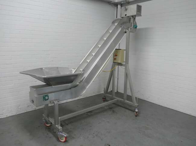 Zentjes elevating belt RMOP-2070-300 - Konveijers: foto 1 Zentjes elevating belt RMOP-2070-300 - Konveijers: foto 1