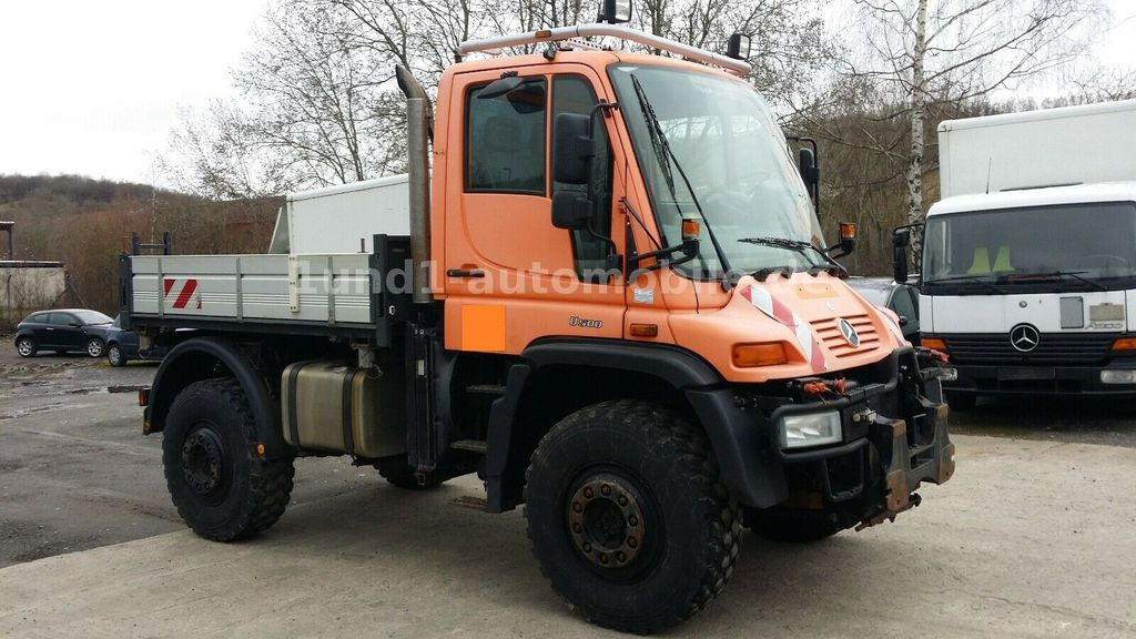 Mercedes-Benz Unimog U 500 Kipper Kommunalhydraulik U 300 400 U 500 Kipper Kommunalhydraulik U 300 400 - Komunālā/ Specializētā tehnika: foto 1 Mercedes-Benz Unimog U 500 Kipper Kommunalhydraulik U 300 400 U 500 Kipper Kommunalhydraulik U 300 400 - Komunālā/ Specializētā tehnika: foto 1