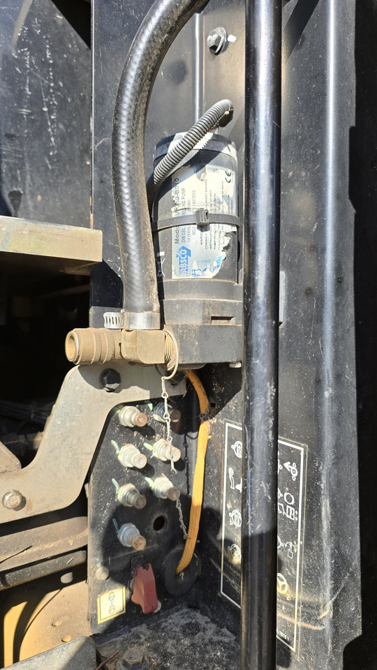 Riteņu ekskavators CATERPILLAR M313D: foto 9 Riteņu ekskavators CATERPILLAR M313D: foto 9