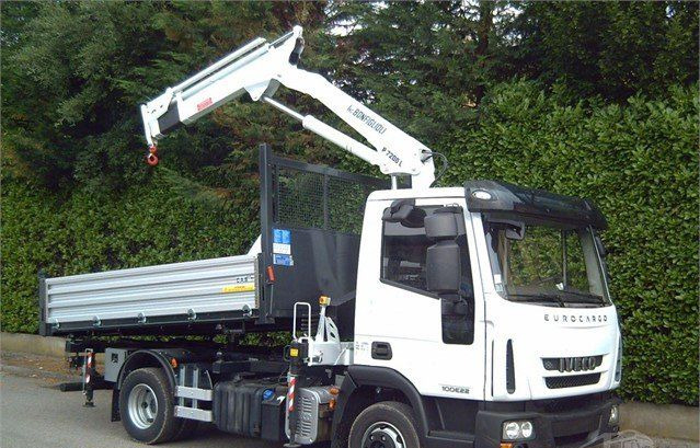 Iveco EUROCARGOeurocargo 100e18 - Kravas automašīna pašizgāzējs, Kravas auto ar manipulatoru: foto 1 Iveco EUROCARGOeurocargo 100e18 - Kravas automašīna pašizgāzējs, Kravas auto ar manipulatoru: foto 1