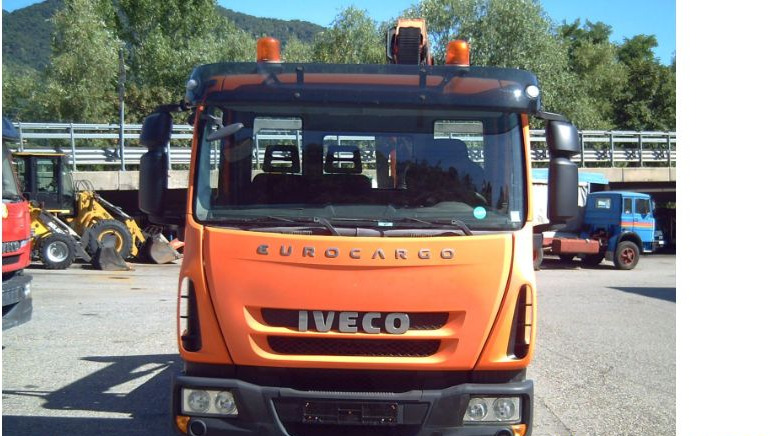 Iveco EUROCARGOeurocargo 120el22 - Bortu kravas automašīna/ Platforma, Kravas auto ar manipulatoru: foto 4 Iveco EUROCARGOeurocargo 120el22 - Bortu kravas automašīna/ Platforma, Kravas auto ar manipulatoru: foto 4