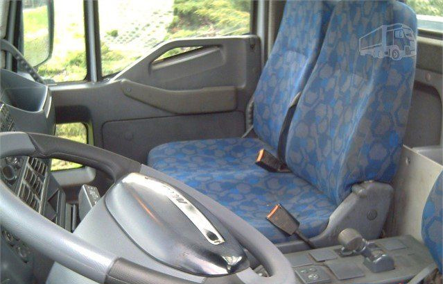 Iveco EUROCARGOeurocargo 160e25 - Bortu kravas automašīna/ Platforma, Kravas auto ar manipulatoru: foto 4 Iveco EUROCARGOeurocargo 160e25 - Bortu kravas automašīna/ Platforma, Kravas auto ar manipulatoru: foto 4