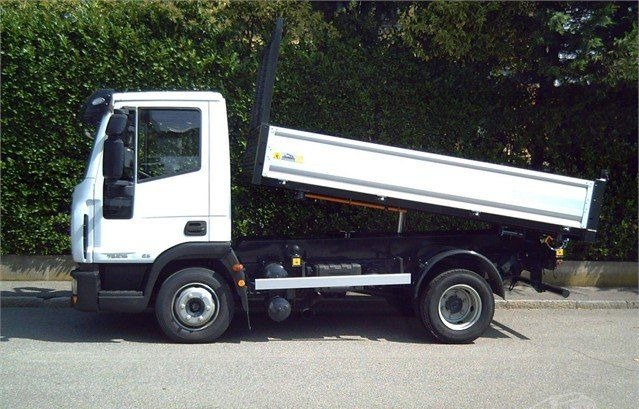 Iveco EUROCARGOeurocargo 75e16 - Kravas automašīna pašizgāzējs: foto 2 Iveco EUROCARGOeurocargo 75e16 - Kravas automašīna pašizgāzējs: foto 2