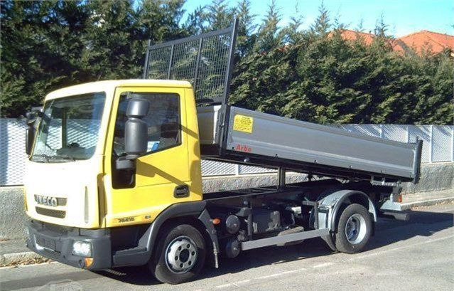 Iveco EUROCARGOeurocargo 75e16 - Kravas automašīna pašizgāzējs: foto 3 Iveco EUROCARGOeurocargo 75e16 - Kravas automašīna pašizgāzējs: foto 3