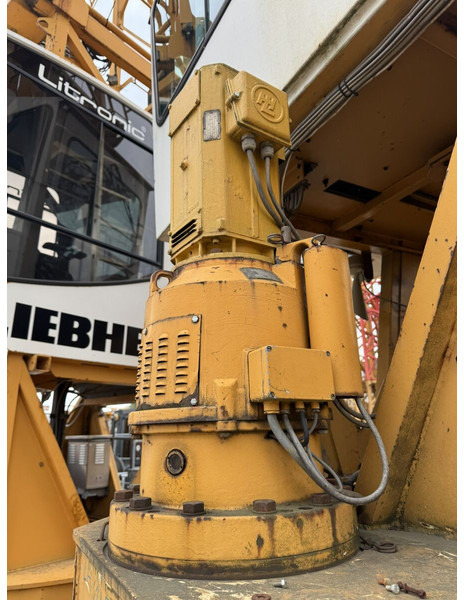 Liebherr 112EC-H/185 demaged, complete - Torņa celtnis: foto 4 Liebherr 112EC-H/185 demaged, complete - Torņa celtnis: foto 4