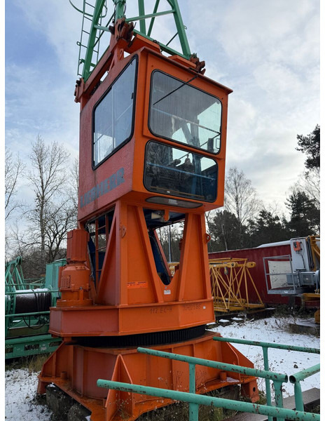Liebherr 112EC-H8/120 1993yom x3 units - Torņa celtnis: foto 1 Liebherr 112EC-H8/120 1993yom x3 units - Torņa celtnis: foto 1